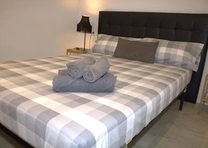 Privadas A Un Paso De Ruzafa Valencia
